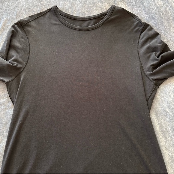 Lululemon Black Crewneck Long Sleeve Shirt Mens - Picture 6 of 8
